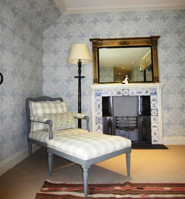 The Loch Lomond Arms Hotel Лус Екстериор снимка