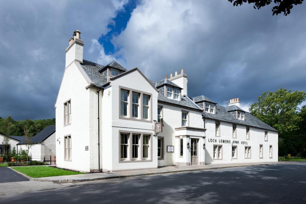 The Loch Lomond Arms Hotel Лус Екстериор снимка
